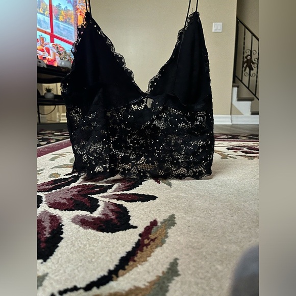 Lace Bralette - Picture 4 of 5